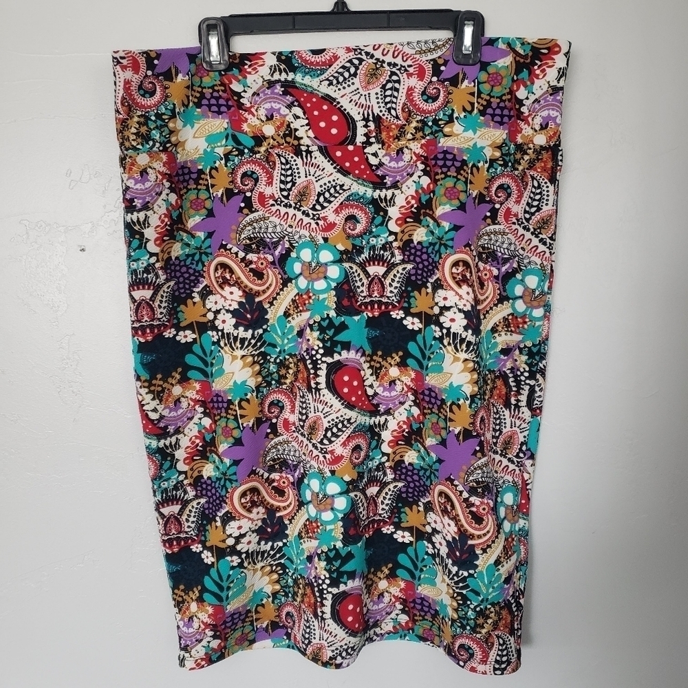 LuLaRoe Women's 3X Pencil Skirt Straight Colorful Floral Paisley Red Black Gold